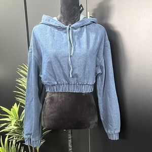 PrettyLittleThing Petite, Cropped Long Sleeve Hoodie,elastic waist & cuffs,denim